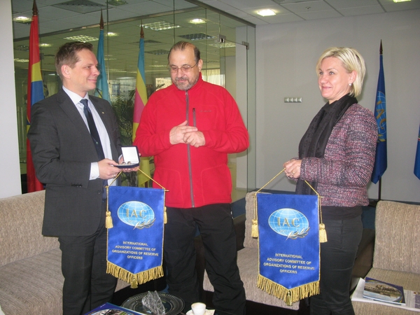 MEETING OF REPRESENTATIVES OF TWO INTERNATIONAL ORGANIZATIONS IN THE IAC HEADQUARTERS