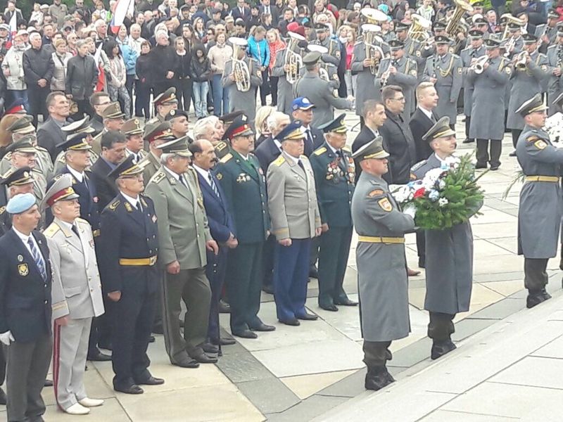 В Братиславе почтили память воинов-освободителей