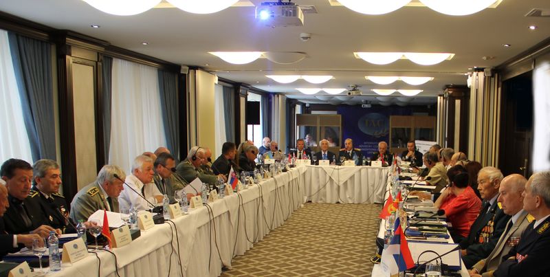 INTERNATIONAL HUMANITARIAN ACTION "MISSION OF PEACE AND FRIENDSHIP" 5 GENERAL ASSEMBLY OF THE INTERNATIONAL ADVISORY COMMITTEE OF ORGANIZATIONS OF RESERVE OFFICERS