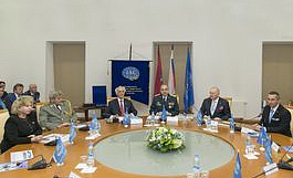Встреча с военными дипломатами
